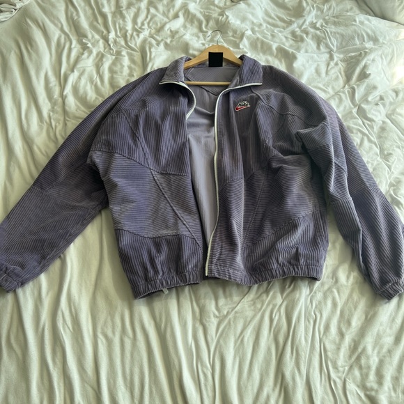 Nike retro style jacket - Picture 3 of 3